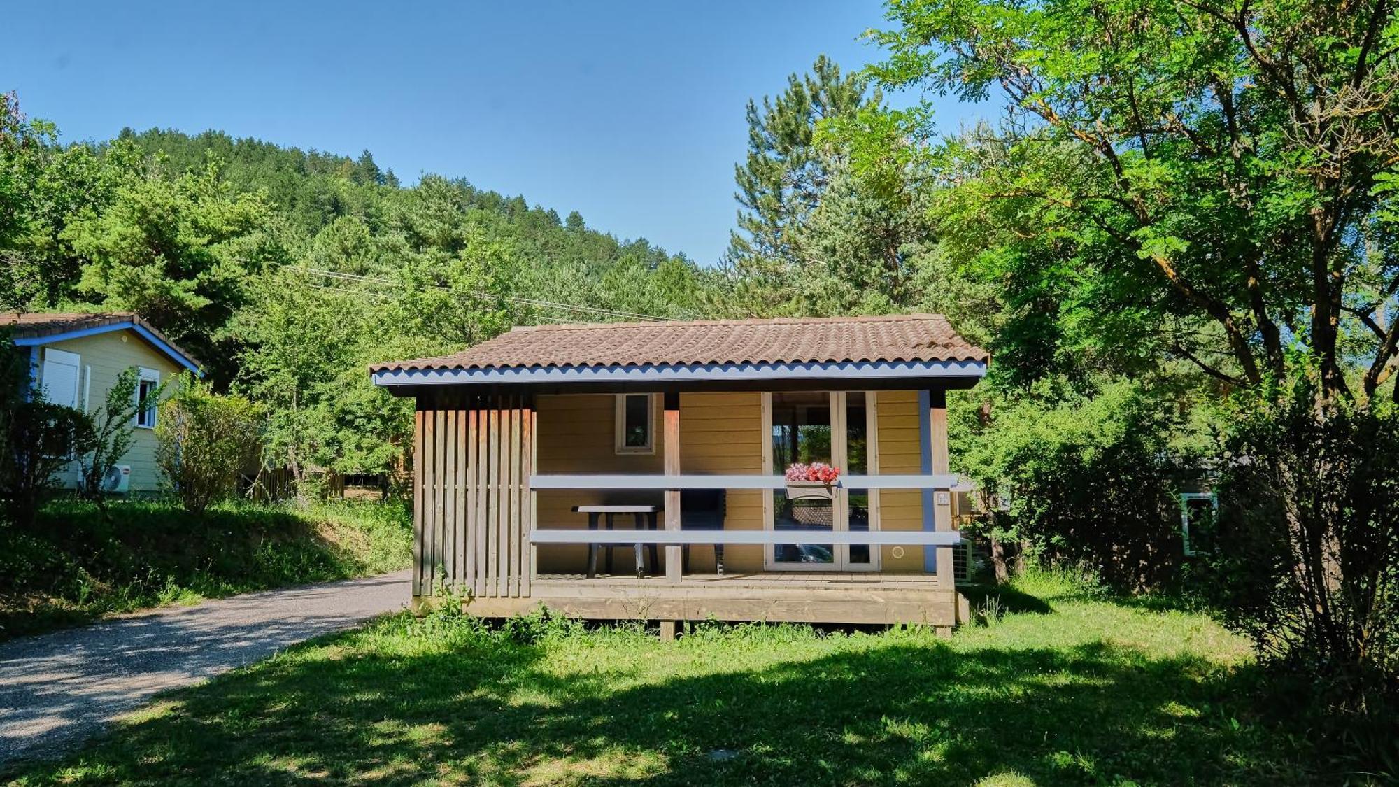 Camping Le Couriou Recoubeau-Jansac Exterior photo