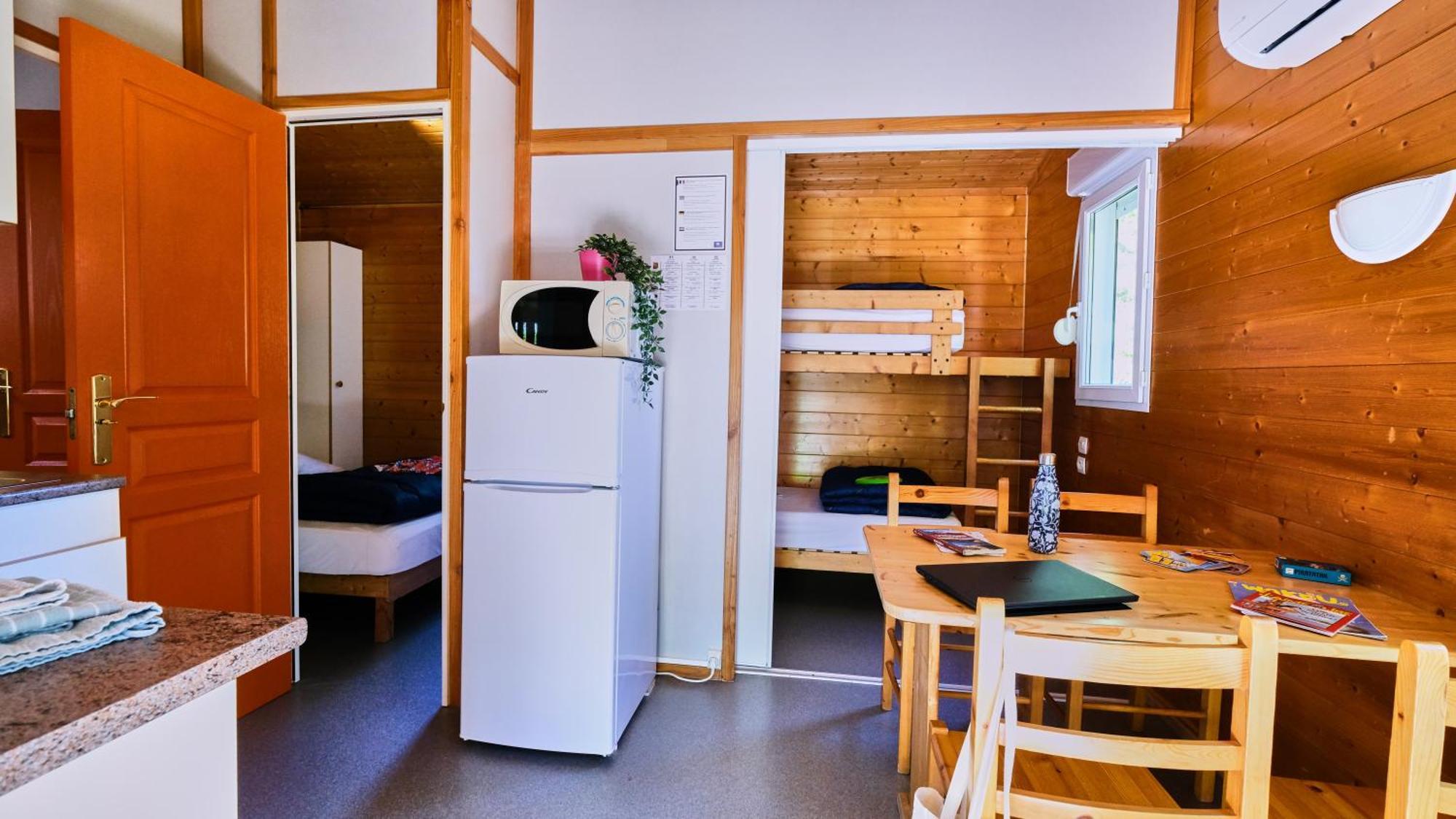 Camping Le Couriou Recoubeau-Jansac Exterior photo
