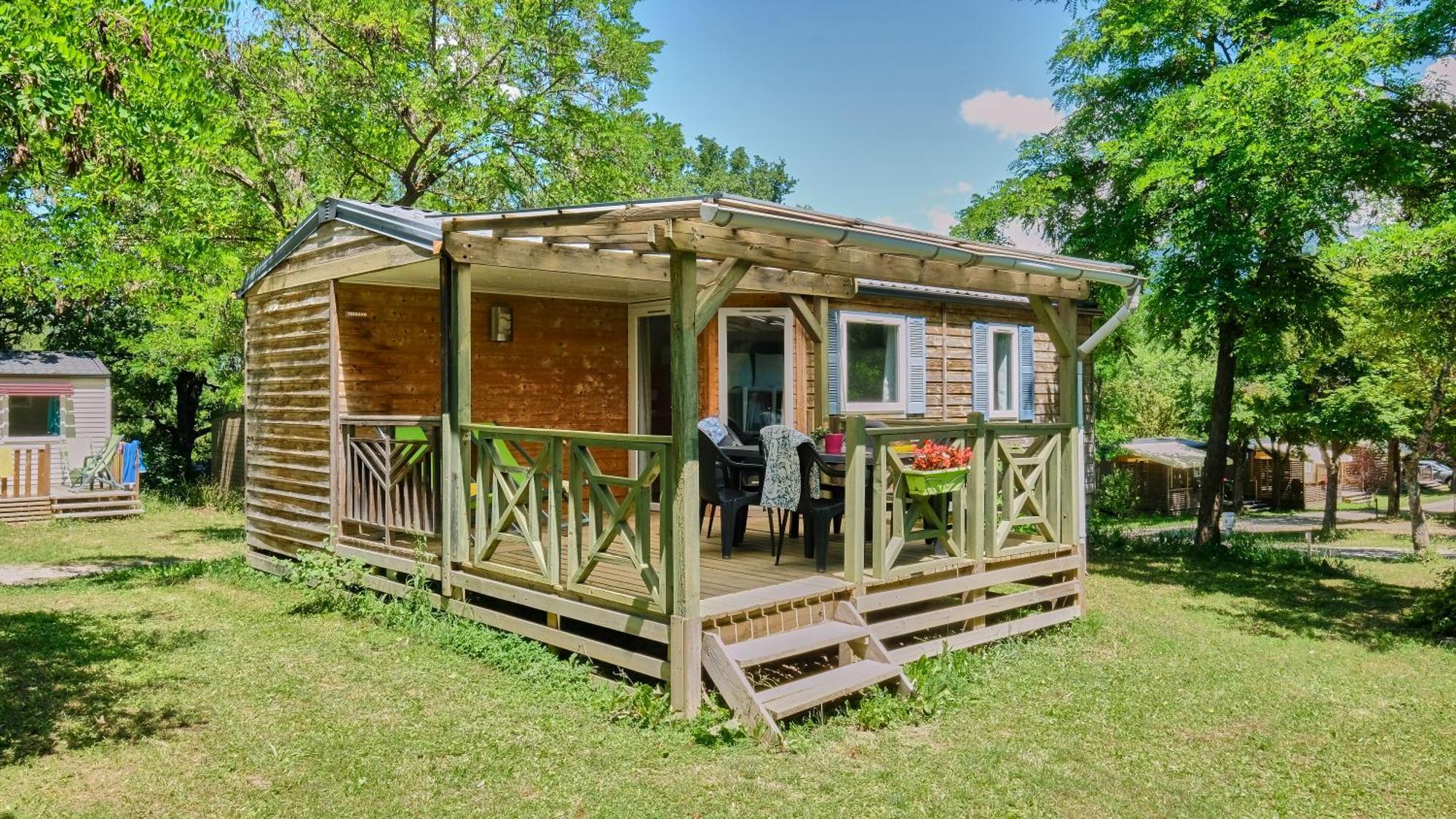 Camping Le Couriou Recoubeau-Jansac Exterior photo